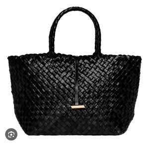 Liffner Midi leather basket bag black